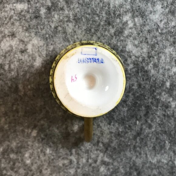 Vintage Austria Hand Painted Gold Gilded Footed Pedestal Teacup - Picture 8 of 8